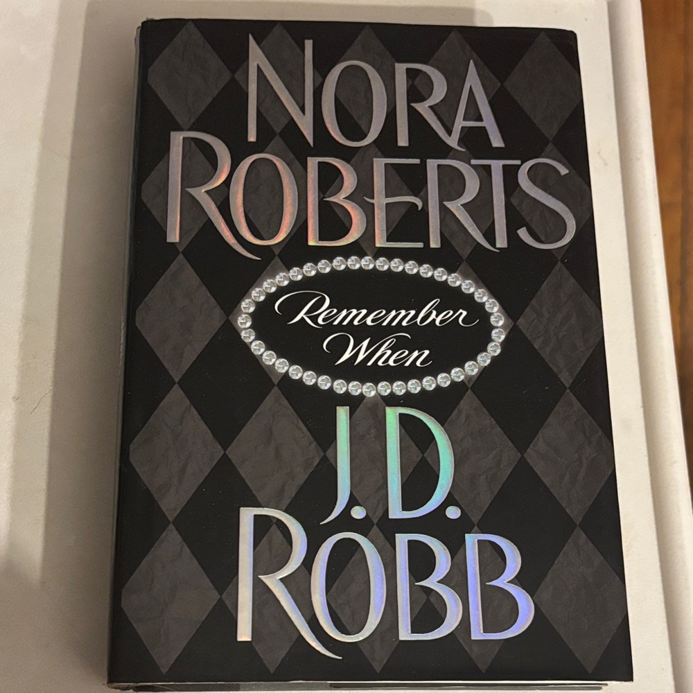 Nora Roberts 'Remember When' Hardcover Book